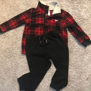 Carter’s fleece two piece set 2/$15